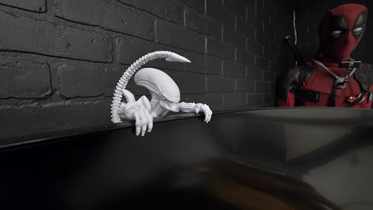 Alien Xenomorph Monitor Buddy